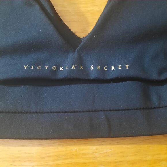 Victoria's Secret Softest Bra Ever Womens Black Minimum Support Sports Bra Large - Picture 3 of 6